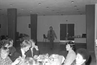 meneer Geraerdts nadert de tafels, Kerstmaaltijd 1979